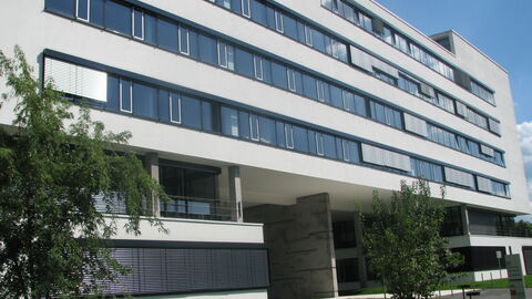 Gebäude von außen Staatliches Schulamt in Darmstadt